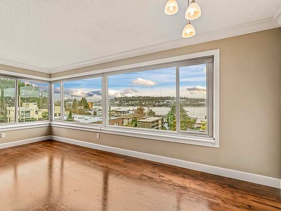 3rd image of 2703 Boylston Ave E APT 304