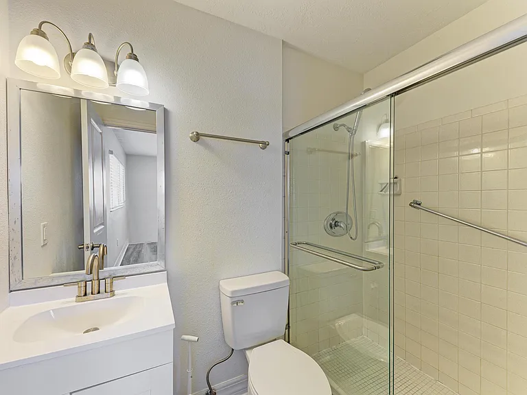 616 Guild Dr #8 — Photo 15
