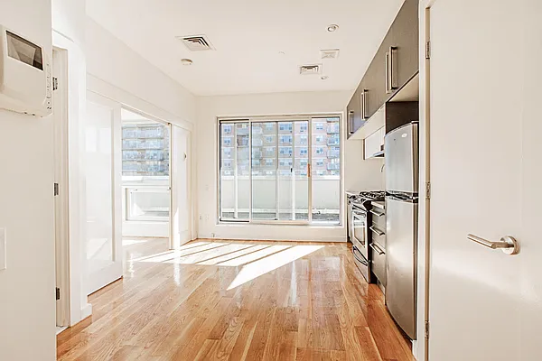 Rented by Cyberapts Management | media 17