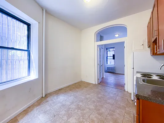 Rented by City Connections Realty | media 13