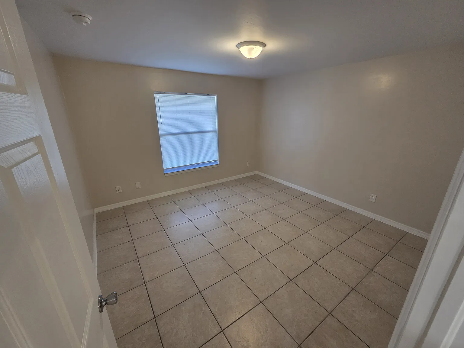 Hightower Ave S, Lehigh Acres — Photo 2