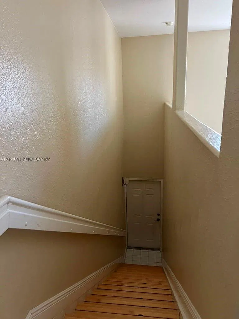 Doral Grand Condo — Photo 3