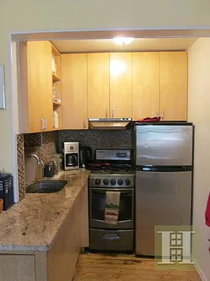 Rented by Halstead Real Estate | media 9