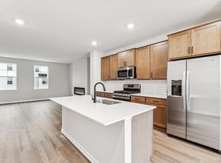 7667 Cruise Way, Inver Grove Heights, MN 55076