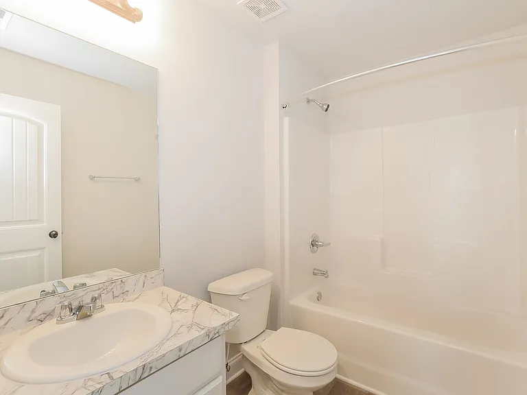128 Heartland Cir — Photo 17