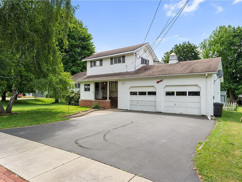 1st image of 29 Mays Ave