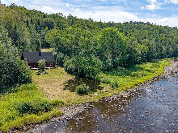 2nd image of 165 Back River Rd