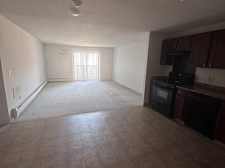 Canterbury Apartment Homes — Photo 33
