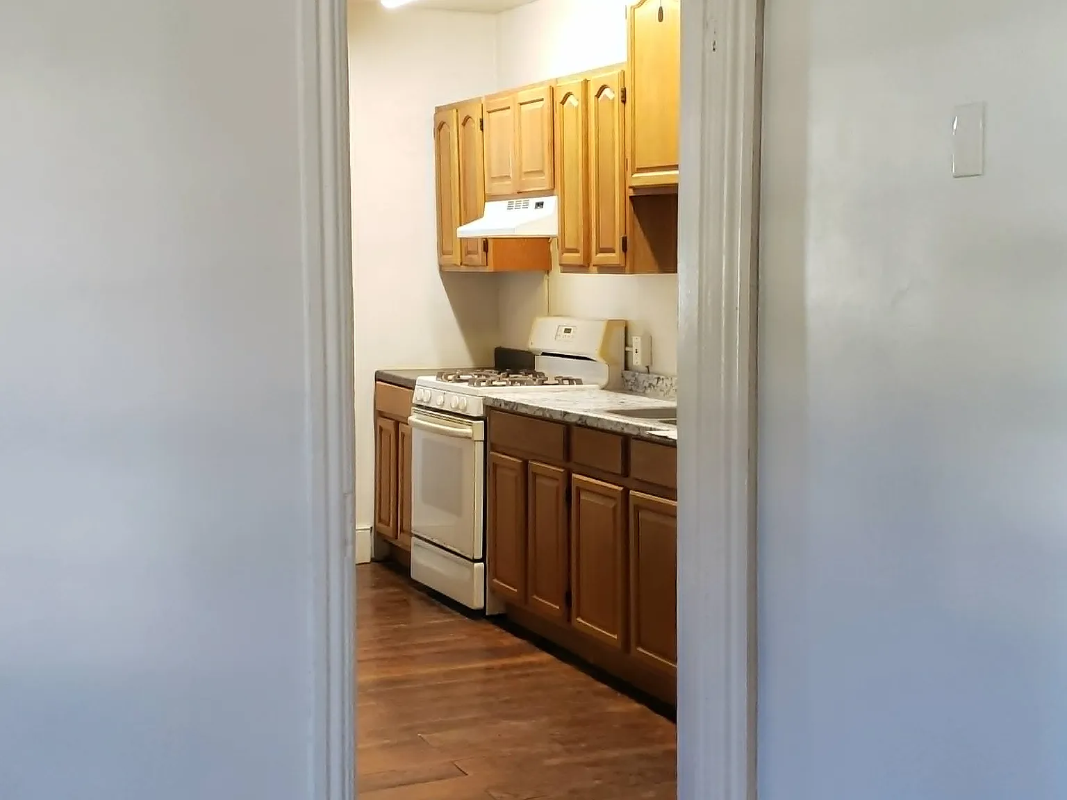 3 bed, 1800 sqft, $2,000 — Photo 4