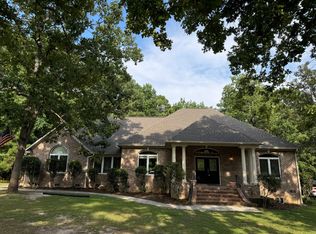 35 Oak Lndg, Sanford, NC 27332