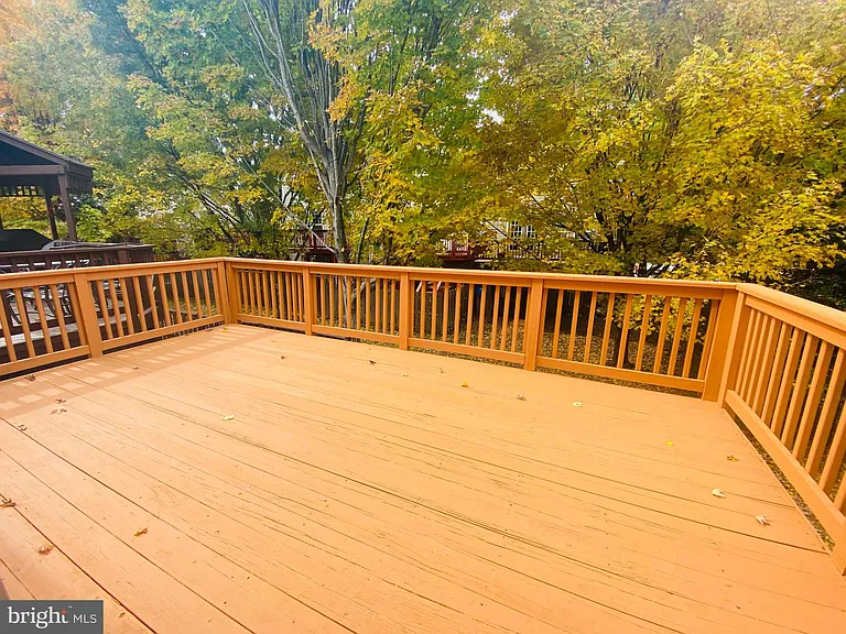 13765 Palmetto Cir — Photo 38