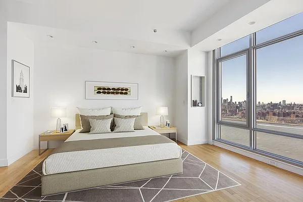 Rented by Compass | media 23