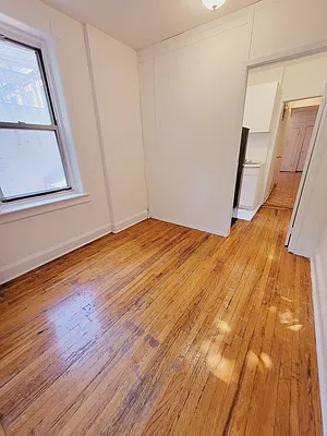 Rented by Brighton Management | media 10