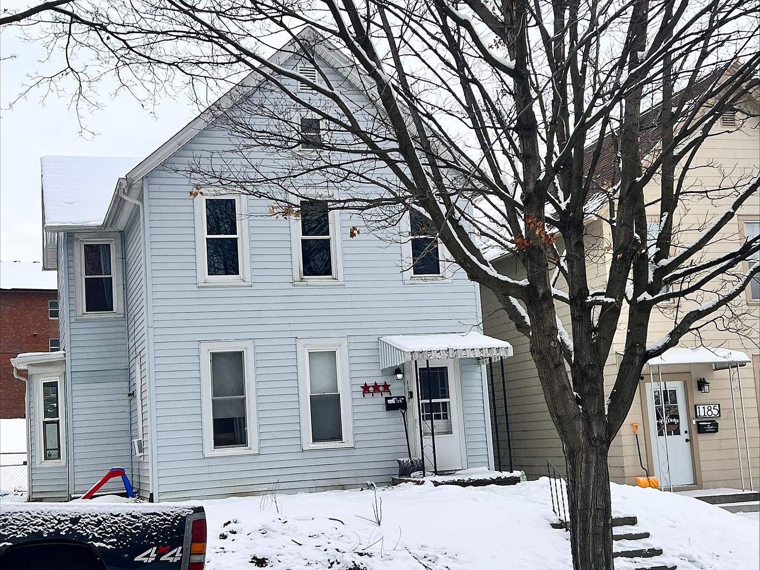 1175 Center Pl, Dubuque, IA 52001 Zillow