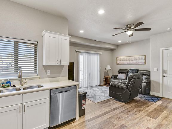 2nd image of 5370 N Union Blvd APT 202