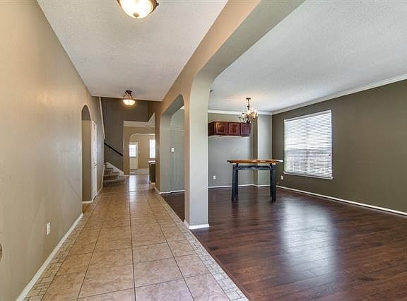 5th image of 3745 Sunset Hills Dr