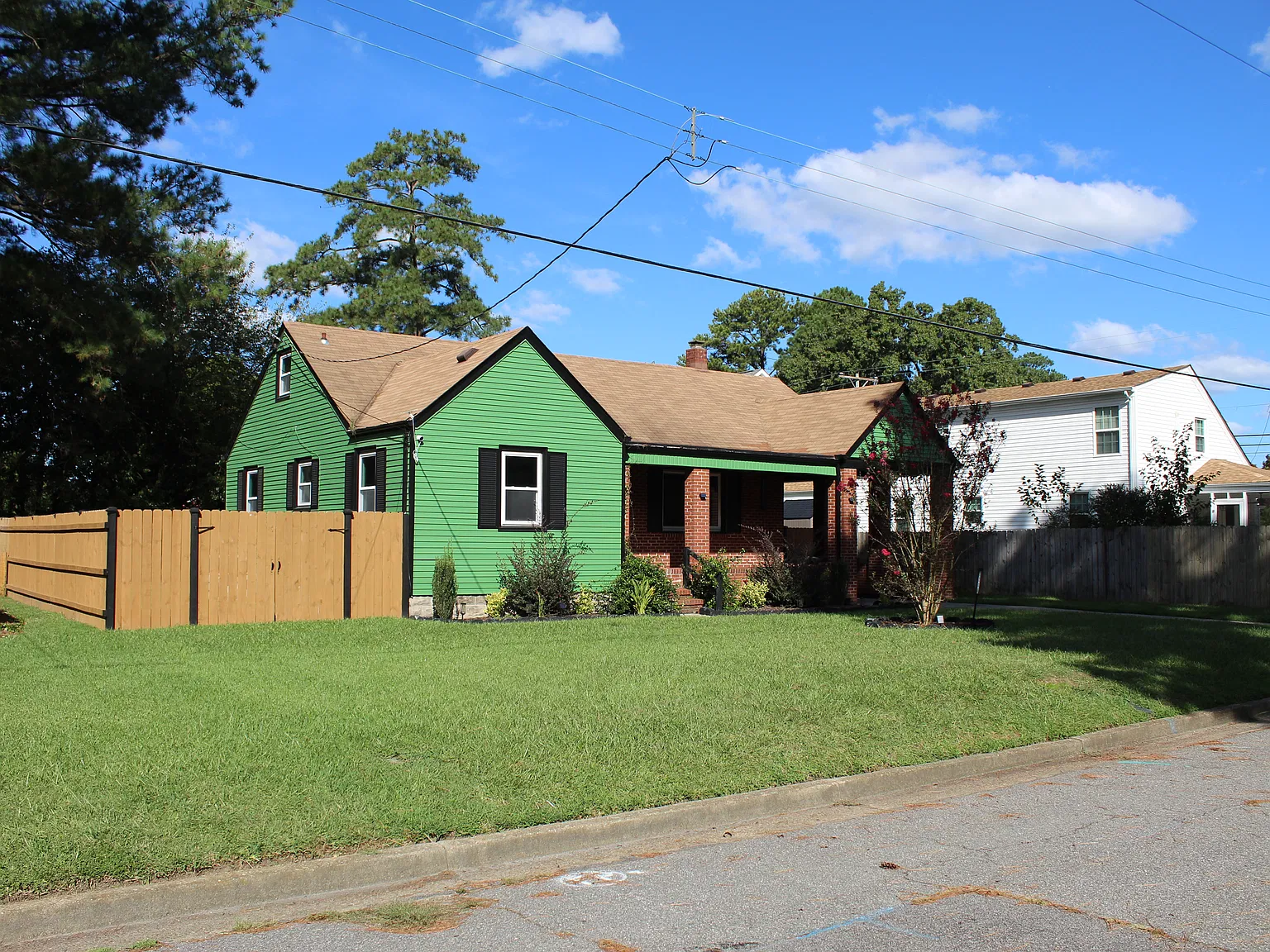3 bed, 1615 sqft, $2,600 — Photo 2