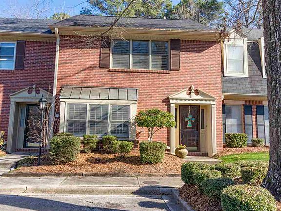 2nd image of 28 Ashford Cir