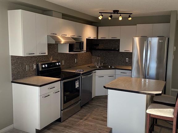 3rd image of 11325 83rd St NW #509