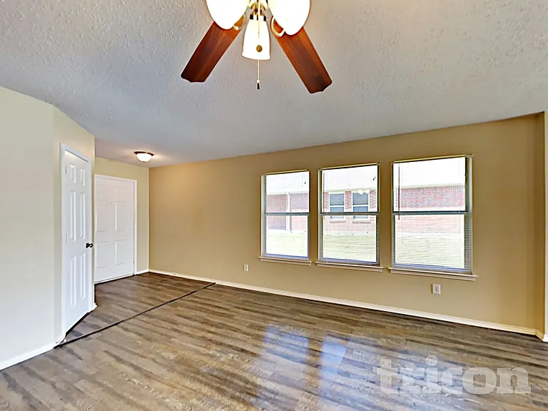 7109 Galveston Dr — Photo 6