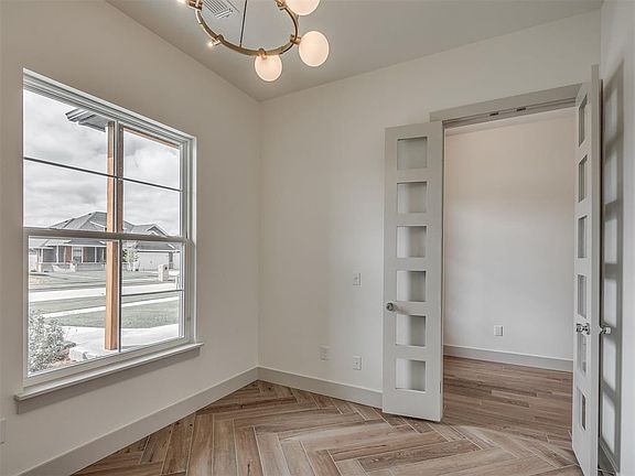 5th image of 1723 Zayden Ln