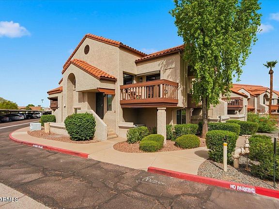 4th image of 818 S WESTWOOD -- #114