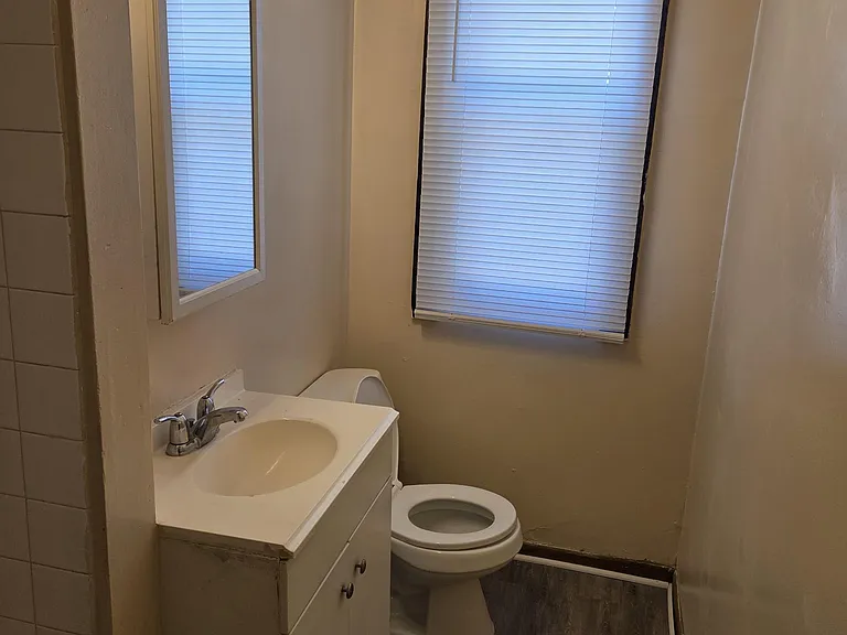 3014 Morgan Ave N #1 — Photo 4