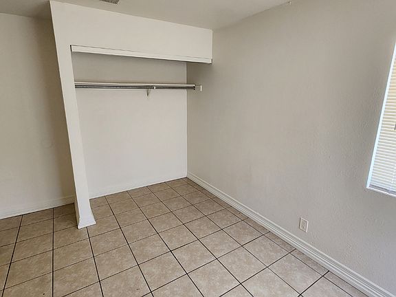5th image of 57 Barbados St
