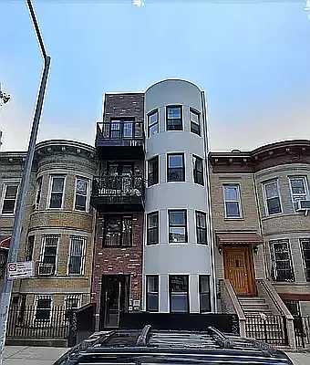 Rented by REAL New York | media 19