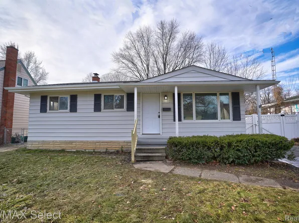 3813 Twilight Dr, Flint, MI 48506