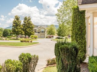 307 Renaissance Ct, Chattanooga, TN 37419