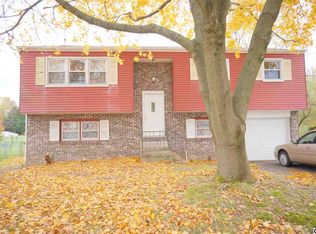 9 Sherwood Dr, Mechanicsburg, PA 17055