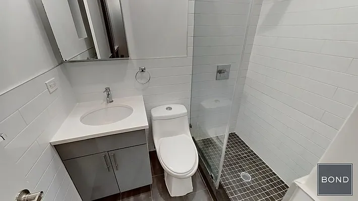 Rented by Bond New York | media 15