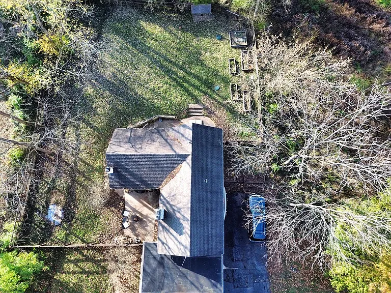 7249 State Rd — Photo 37