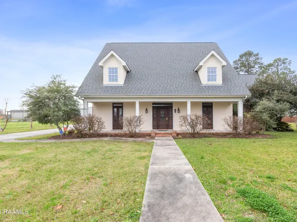 417 Periou St, Breaux Bridge, LA 70517