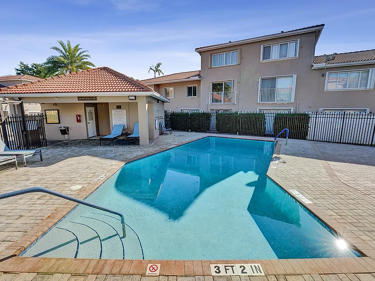 173 Riviera Cir — Photo 38