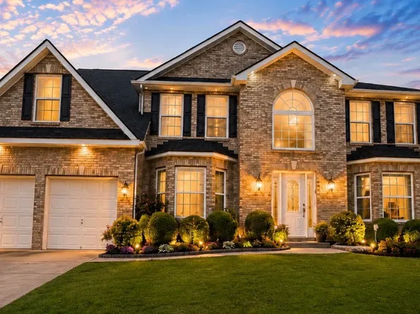4947 Bottle Brush Ct, Snellville, GA 30039