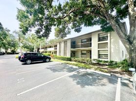 3048 Eastland Blvd