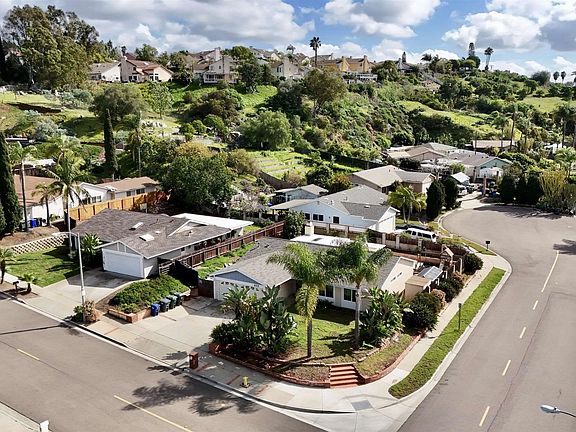 4th image of 405 Joann Cir