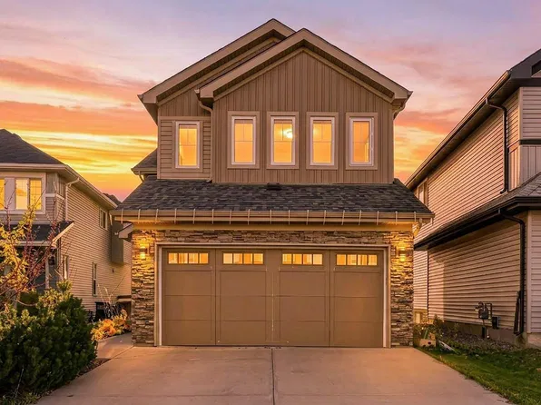 1621 Davidson Grn SW, Edmonton, AB T6W 3H9