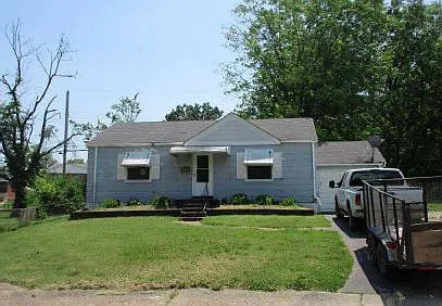 7402 Greenport Dr photo 1