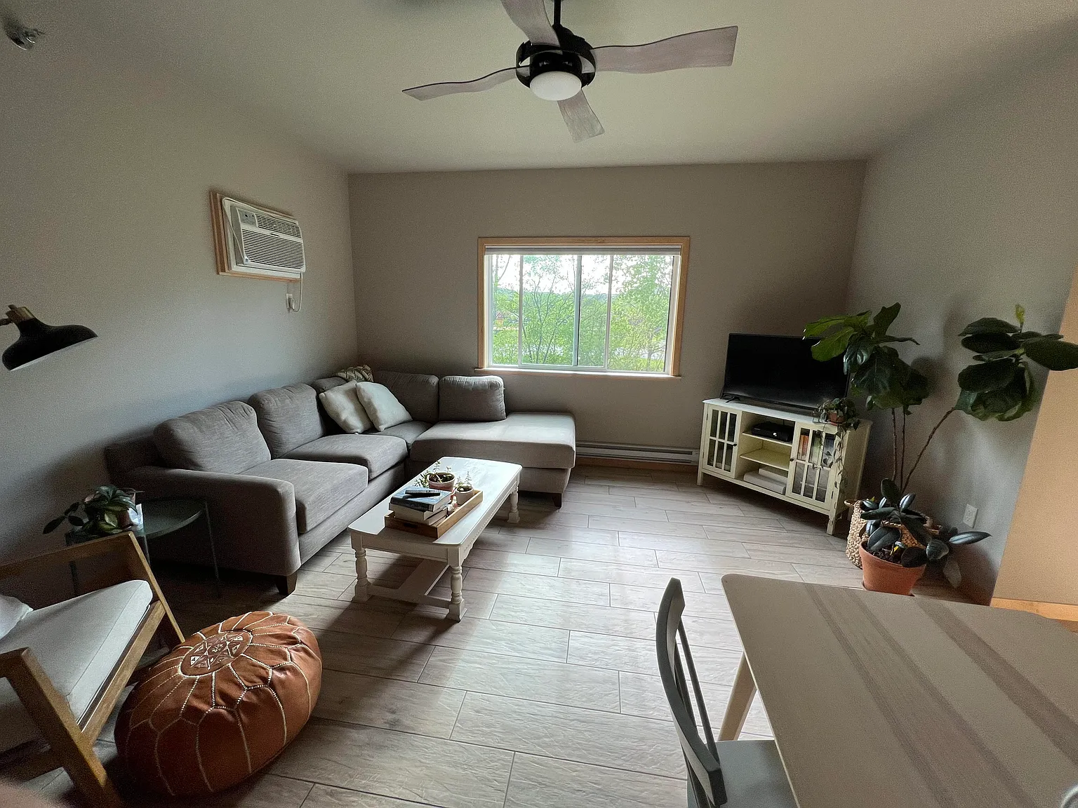 2 bed, $1,450 — Photo 3