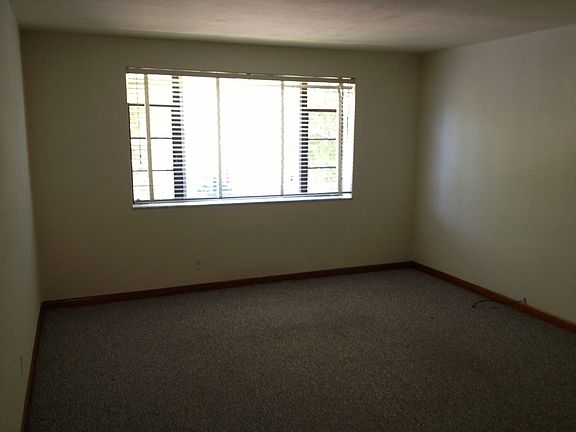 4th image of 5872 Nottingham Ave APT 2E