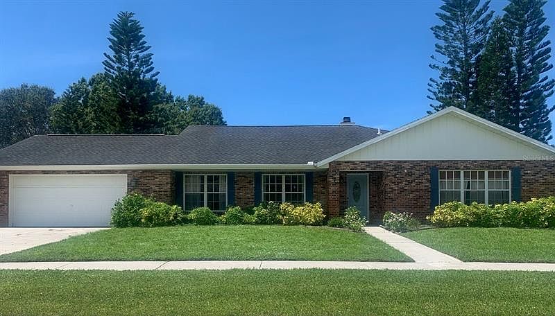 2nd image of 1113 Derian Pl