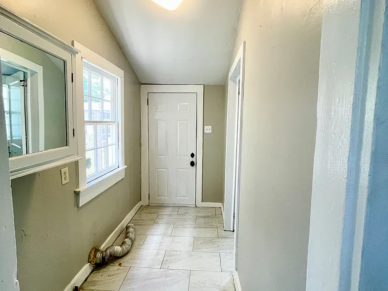 4811 Camp St — Photo 15