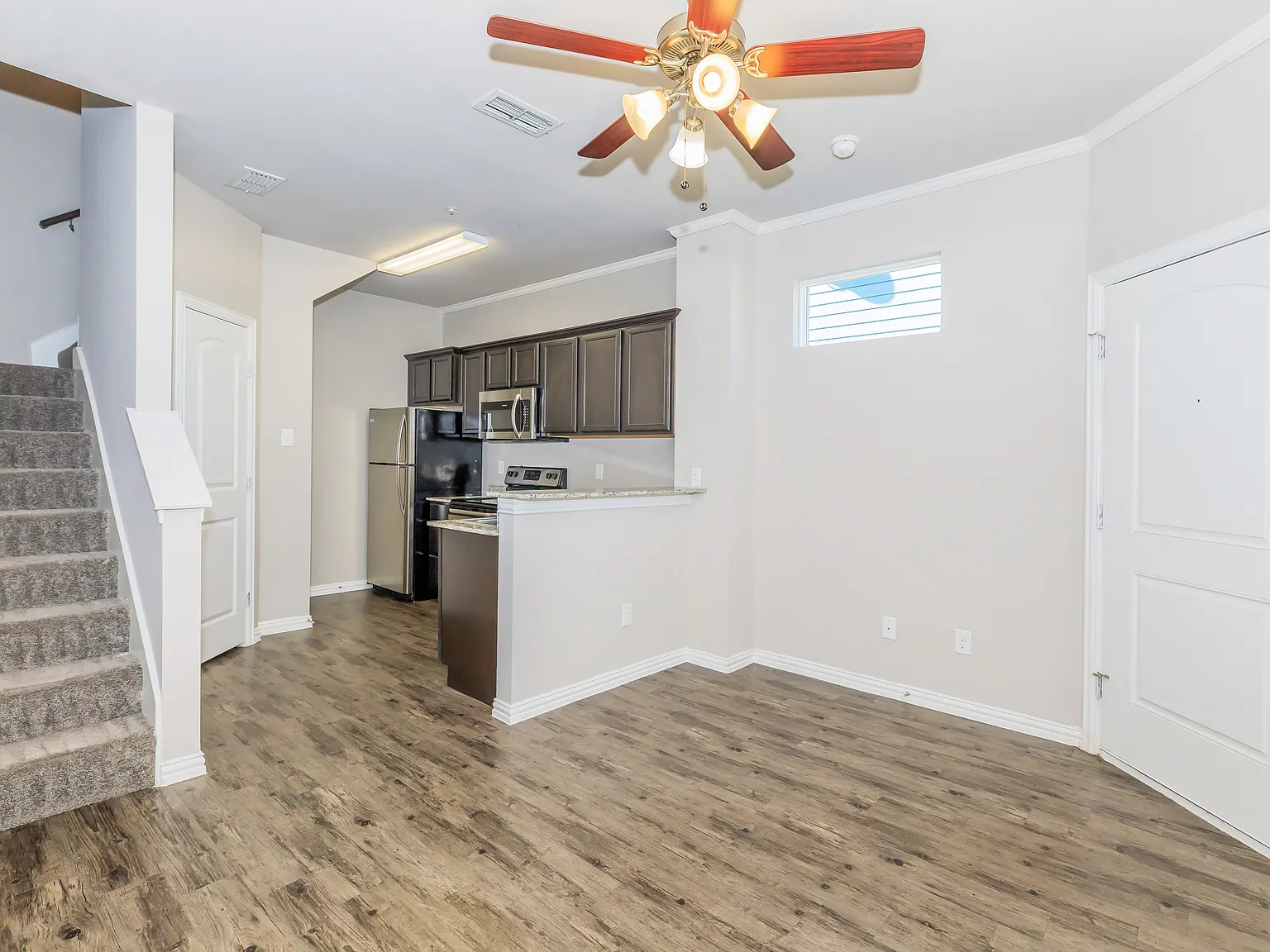 Creekside Townhomes — Photo 3