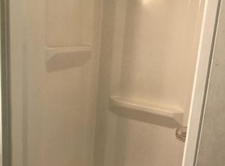 500 N 4th St APT 101, Clinton, IA 52732