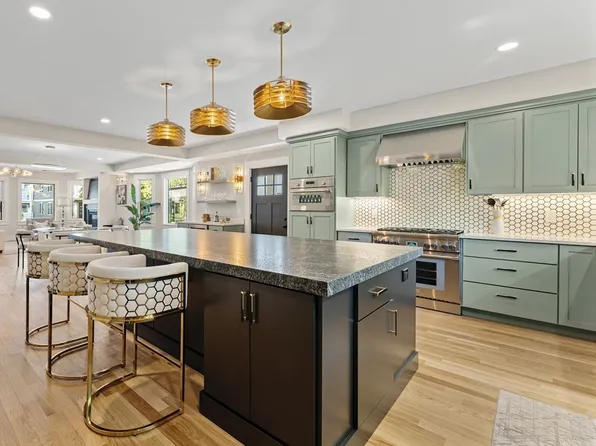 34 Walker St, Somerville, MA 02144