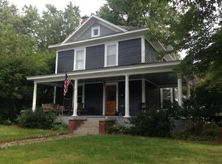 403 1st Ave W, Hendersonville, NC 28739