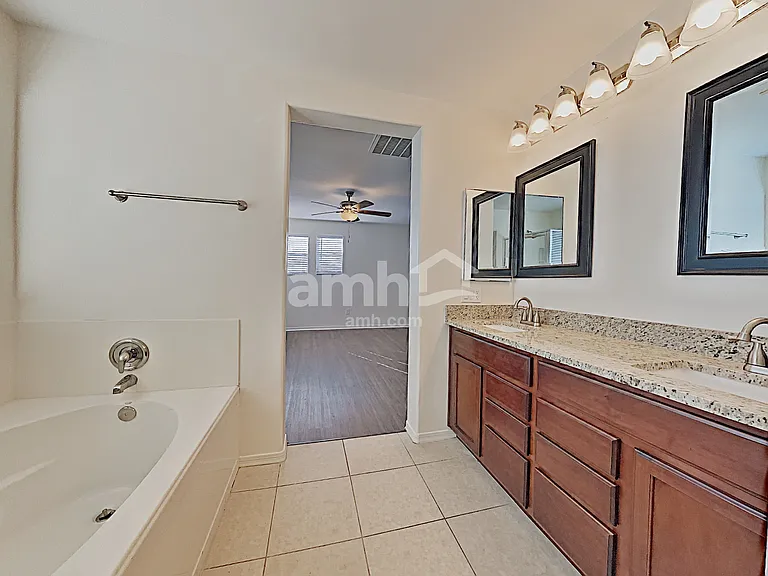 767 W Paseo Celestial — Photo 13
